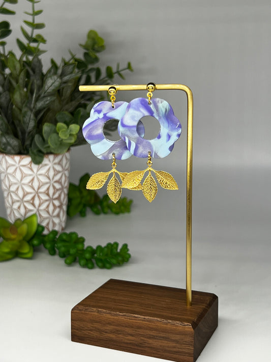 Lavender Sky Flower with Gold accent
